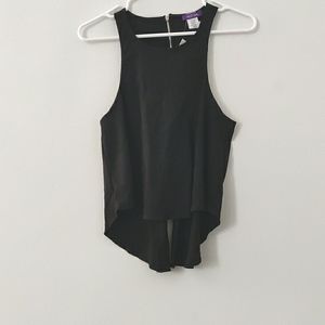 BLACK ZIPPER TANK TOP SIZE SMALL